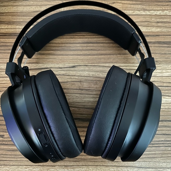 Razer Gaming Headset - Picture 2 of 3